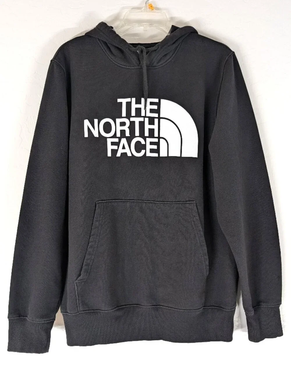 THE NORTH FACE Sweatshirt Men's L Black Graphic Hooded Pullover Kangaroo Pocket